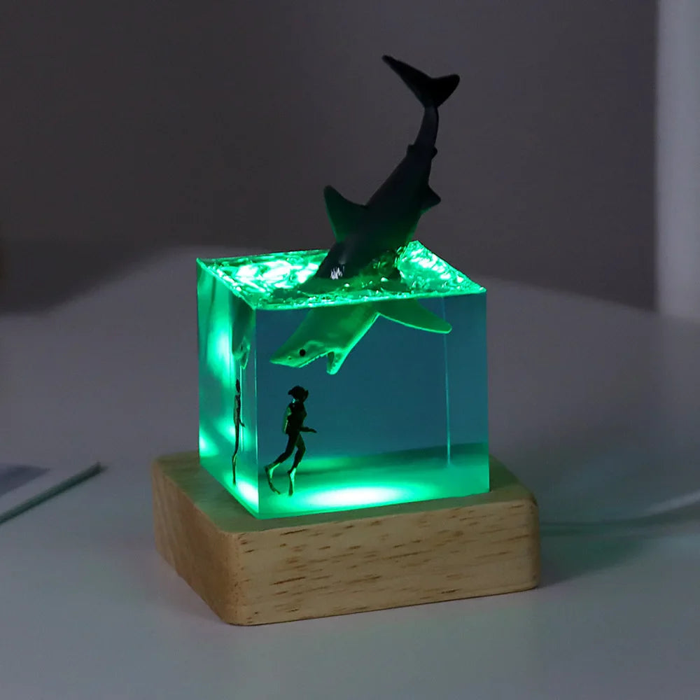 Ljuskub i Resin — Havets Liv