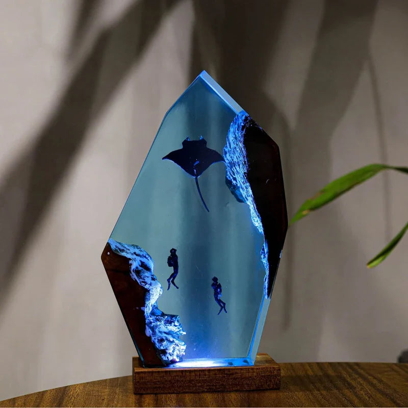 Resinlampa — Simma med Mantan
